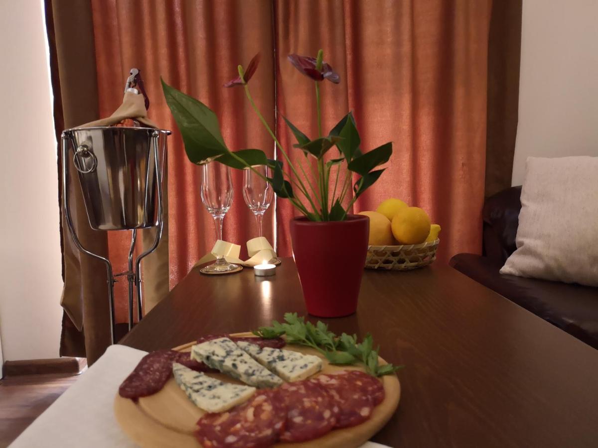 Izvor Hotel "Изворъ" Shipot Ngoại thất bức ảnh